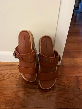 Womens tan Lucky Brand Sandals
